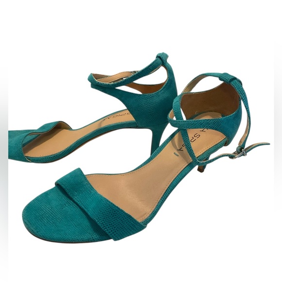 Via Spiga turquoise suede ankle strap size 8 - Picture 2 of 7